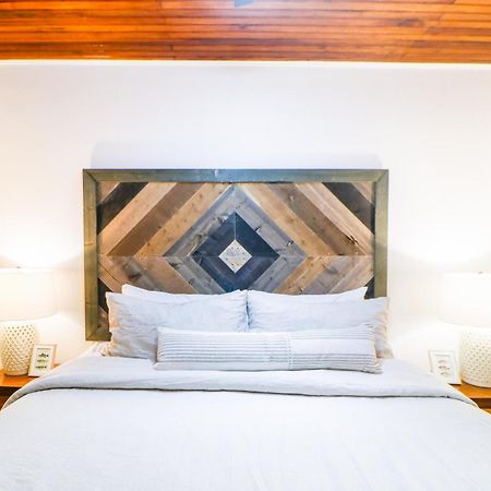 Flamingo Marina Resort Pacific North Coast Kamer foto