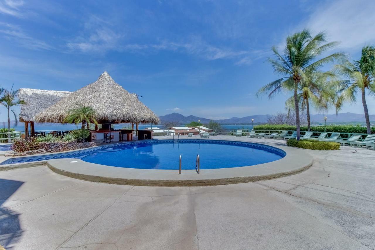 Flamingo Marina Resort Pacific North Coast Buitenkant foto